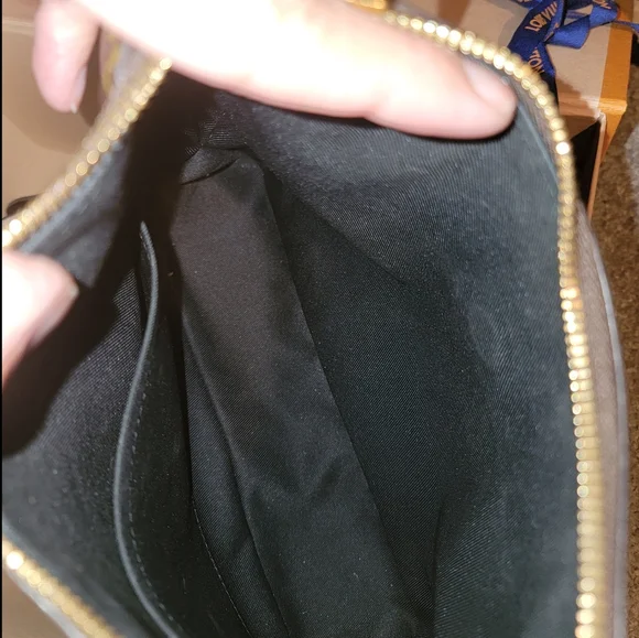 **SOLD**Authentic Louis Vuitton Odeon PM - Picture 9 of 13